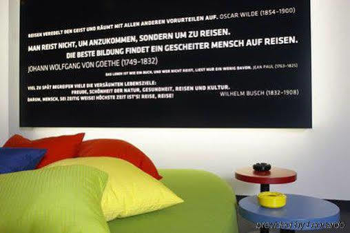 Colour Hotel Frankfurt am Main Rum bild